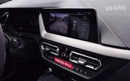 BMW 1 серия, 2021 год, 2 399 000 рублей, 10 фотография