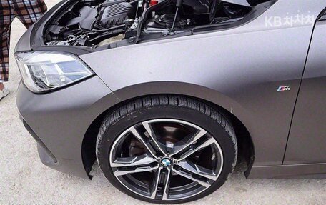 BMW 1 серия, 2021 год, 2 399 000 рублей, 17 фотография