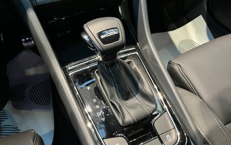 Skoda Karoq I, 2025 год, 4 500 000 рублей, 20 фотография