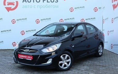 Hyundai Solaris II рестайлинг, 2012 год, 930 000 рублей, 1 фотография