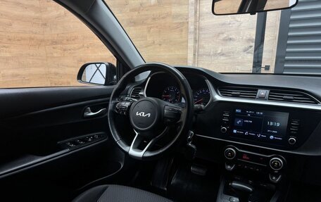 KIA Rio IV, 2022 год, 1 499 000 рублей, 9 фотография