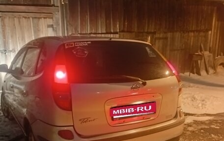 Nissan Tino, 2001 год, 270 000 рублей, 5 фотография