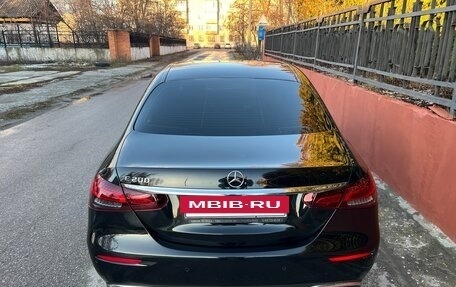 Mercedes-Benz E-Класс, 2021 год, 2 950 000 рублей, 4 фотография