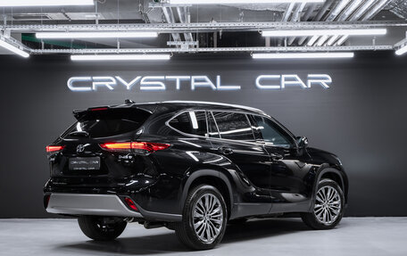 Toyota Highlander, 2025 год, 6 100 000 рублей, 5 фотография