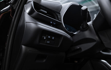 Toyota Highlander, 2025 год, 6 100 000 рублей, 12 фотография