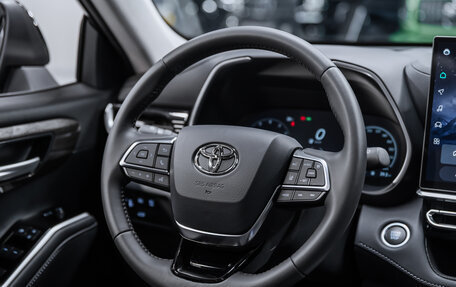 Toyota Highlander, 2025 год, 6 100 000 рублей, 10 фотография