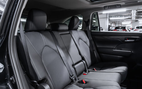 Toyota Highlander, 2025 год, 6 100 000 рублей, 18 фотография