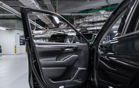 Toyota Highlander, 2025 год, 6 100 000 рублей, 22 фотография