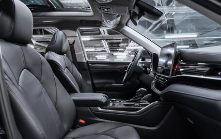 Toyota Highlander, 2025 год, 6 100 000 рублей, 15 фотография