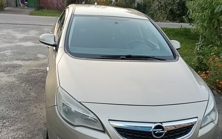 Opel Astra J, 2011 год, 550 000 рублей, 2 фотография