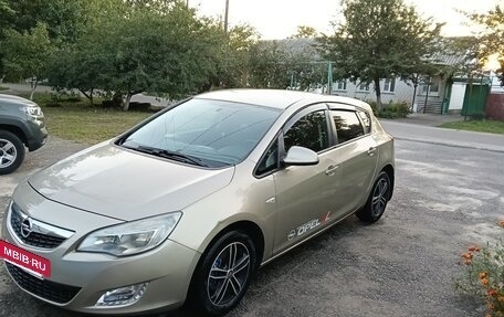 Opel Astra J, 2011 год, 550 000 рублей, 5 фотография