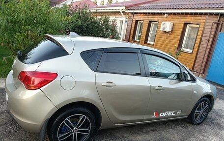 Opel Astra J, 2011 год, 550 000 рублей, 7 фотография