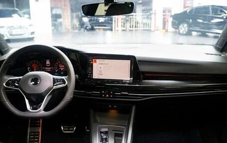 Volkswagen Golf VIII, 2022 год, 1 420 000 рублей, 9 фотография