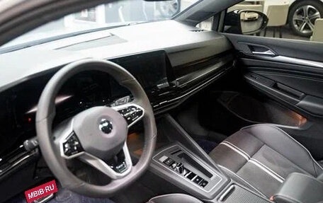 Volkswagen Golf VIII, 2022 год, 1 420 000 рублей, 8 фотография