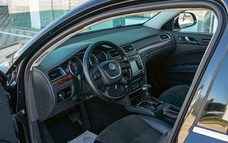 Skoda Superb III рестайлинг, 2013 год, 1 125 000 рублей, 13 фотография