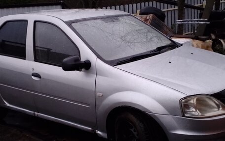 Renault Logan I, 2013 год, 285 000 рублей, 2 фотография