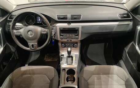 Volkswagen Passat B7, 2011 год, 899 000 рублей, 10 фотография