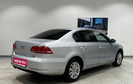 Volkswagen Passat B7, 2011 год, 899 000 рублей, 5 фотография
