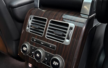 Land Rover Range Rover IV рестайлинг, 2014 год, 3 100 000 рублей, 23 фотография