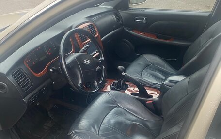 Hyundai Sonata IV рестайлинг, 2005 год, 360 000 рублей, 6 фотография