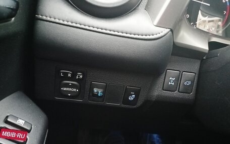 Toyota RAV4, 2017 год, 2 780 000 рублей, 9 фотография