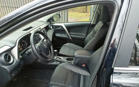 Toyota RAV4, 2017 год, 2 780 000 рублей, 11 фотография