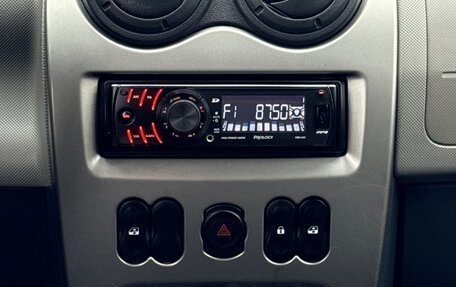 Renault Sandero I, 2013 год, 398 000 рублей, 15 фотография