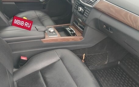 Mercedes-Benz E-Класс, 2011 год, 1 300 000 рублей, 15 фотография