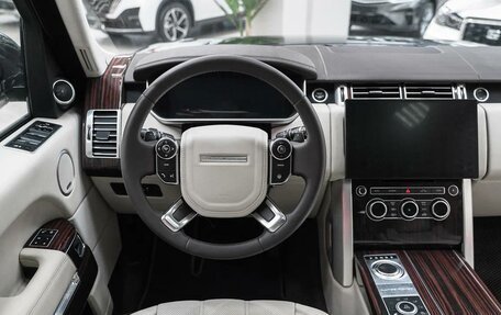 Land Rover Range Rover IV рестайлинг, 2013 год, 3 099 000 рублей, 6 фотография