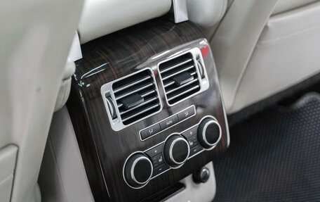 Land Rover Range Rover IV рестайлинг, 2013 год, 3 099 000 рублей, 15 фотография