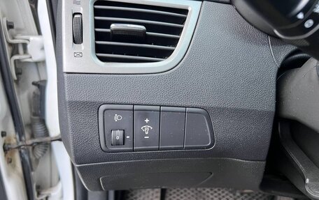 Hyundai Elantra V, 2011 год, 1 800 000 рублей, 13 фотография