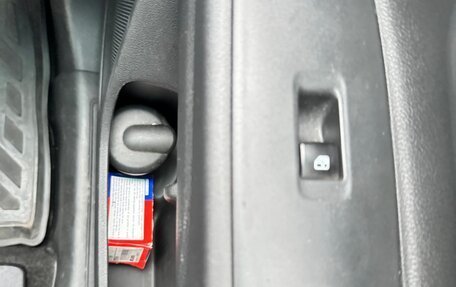 Mitsubishi Outlander III рестайлинг 3, 2018 год, 2 200 000 рублей, 15 фотография