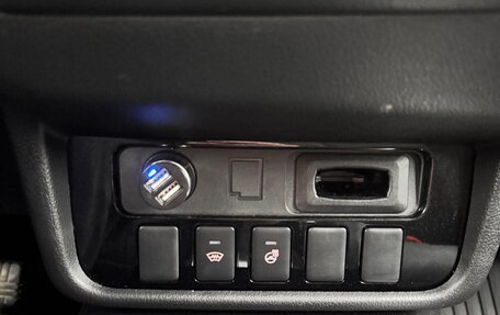 Mitsubishi Outlander III рестайлинг 3, 2018 год, 2 200 000 рублей, 18 фотография