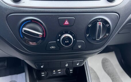 Hyundai Solaris II рестайлинг, 2018 год, 1 679 000 рублей, 11 фотография