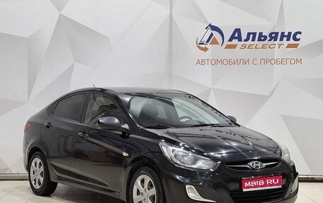 Hyundai Solaris II рестайлинг, 2011 год, 730 000 рублей, 1 фотография