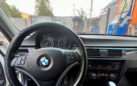 BMW 3 серия, 2011 год, 880 000 рублей, 5 фотография