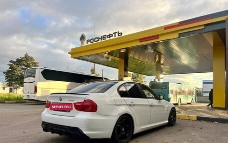 BMW 3 серия, 2011 год, 880 000 рублей, 4 фотография