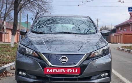 Nissan Leaf II, 2018 год, 1 977 048 рублей, 4 фотография