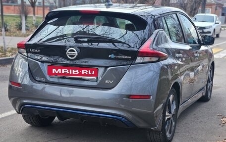 Nissan Leaf II, 2018 год, 1 977 048 рублей, 2 фотография