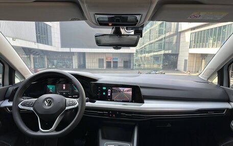 Volkswagen Golf VIII, 2022 год, 2 190 000 рублей, 8 фотография