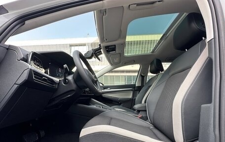 Volkswagen Golf VIII, 2022 год, 2 190 000 рублей, 6 фотография