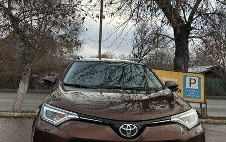 Toyota RAV4, 2018 год, 2 550 000 рублей, 1 фотография