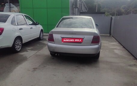 Audi A4, 1999 год, 530 000 рублей, 3 фотография