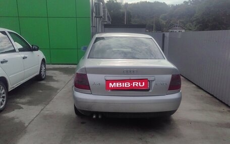 Audi A4, 1999 год, 530 000 рублей, 6 фотография