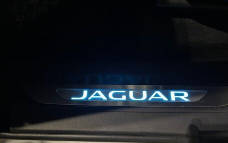 Jaguar F-Pace, 2020 год, 4 100 000 рублей, 16 фотография