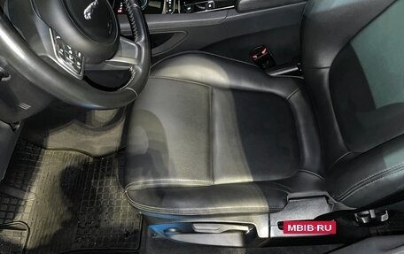 Jaguar F-Pace, 2020 год, 4 100 000 рублей, 15 фотография