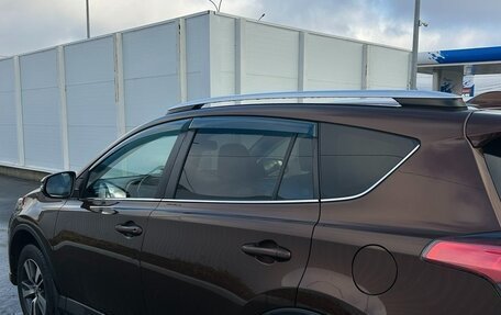 Toyota RAV4, 2018 год, 2 550 000 рублей, 7 фотография