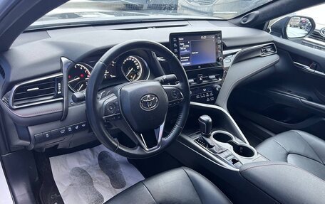 Toyota Camry, 2021 год, 4 190 000 рублей, 8 фотография