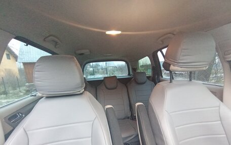 Citroen C4 Picasso II рестайлинг, 2010 год, 530 000 рублей, 3 фотография