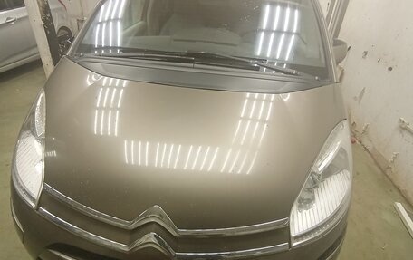 Citroen C4 Picasso II рестайлинг, 2010 год, 530 000 рублей, 18 фотография